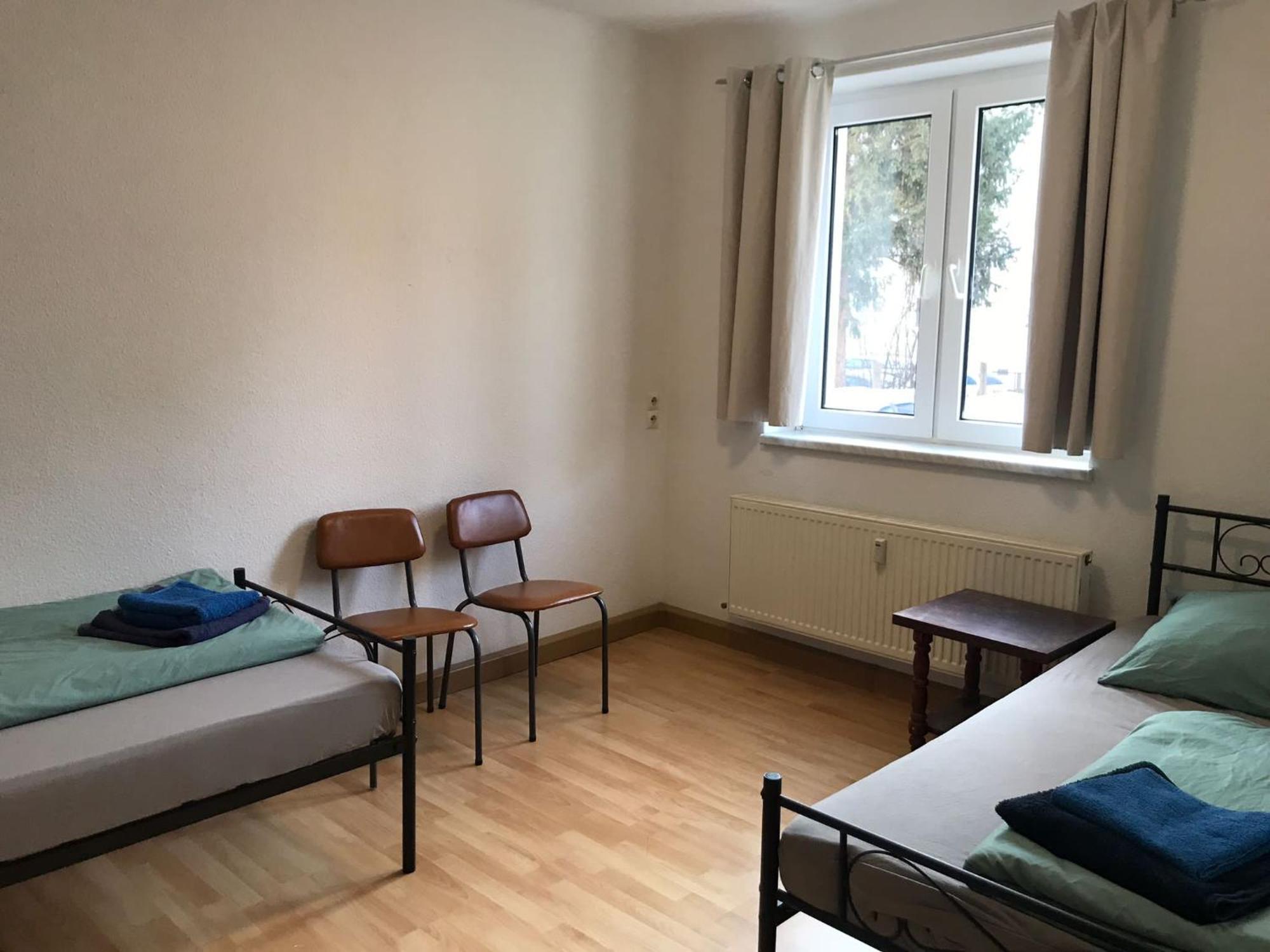 Ferienwohnung Monteurzimmer Haus アルンシュタット エクステリア 写真